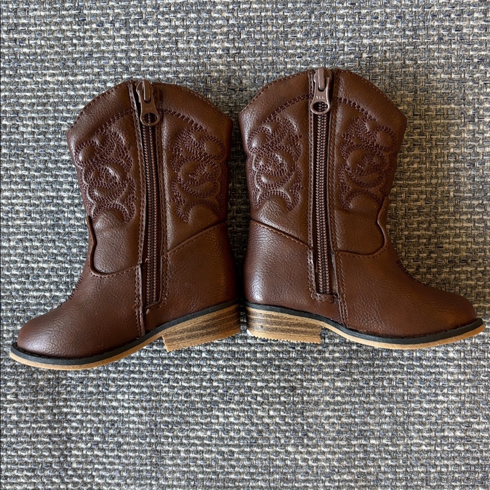 🤠Cat & Jack Brown Kids Cowboy Boots Side Zipper Size 5 | Stylish & Durable!🤠 - Picture 7 of 9